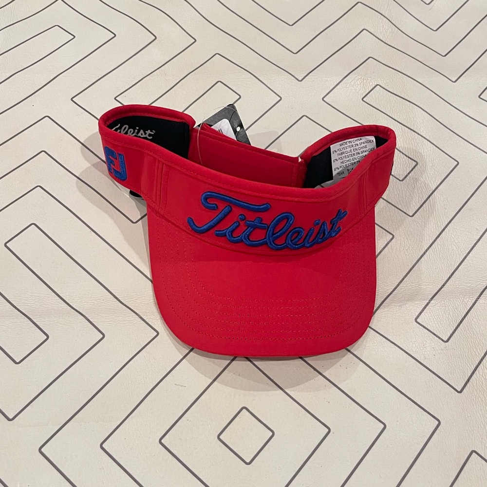 NWT Titleist Red/Navy Golf Visor